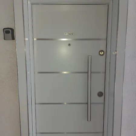 Stan U Centru Sida 1 Διαμέρισμα