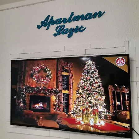 Stan U Centru Sida 1 *