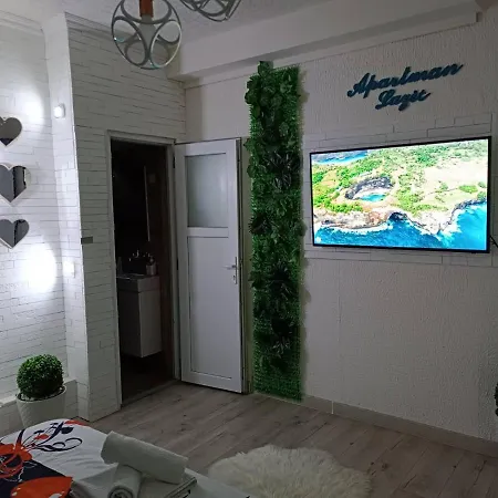 Stan U Centru Sida 1 * Šid